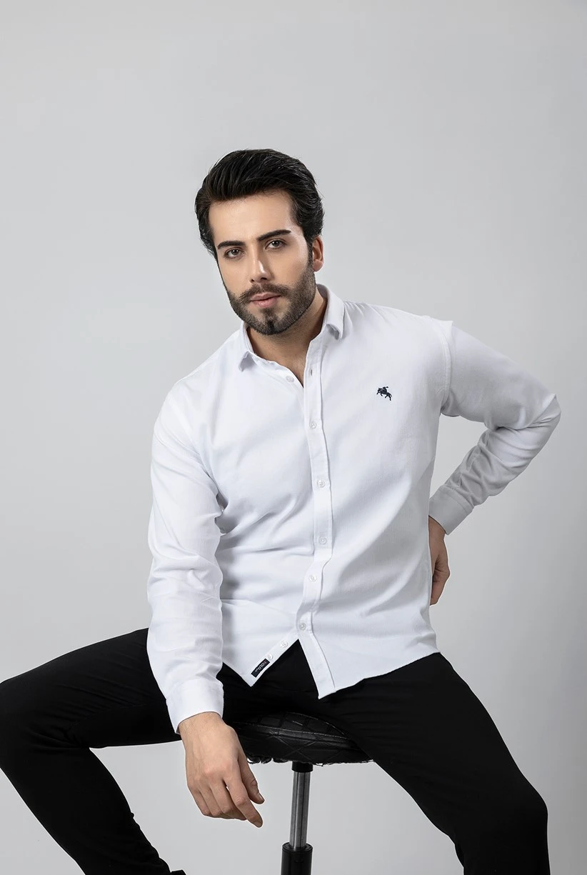 Erkek Gömlek Slimfit Likralı Kumaş Uzun Kol PA-180 Beyaz Renk Lacivert Logo PA-180-BS