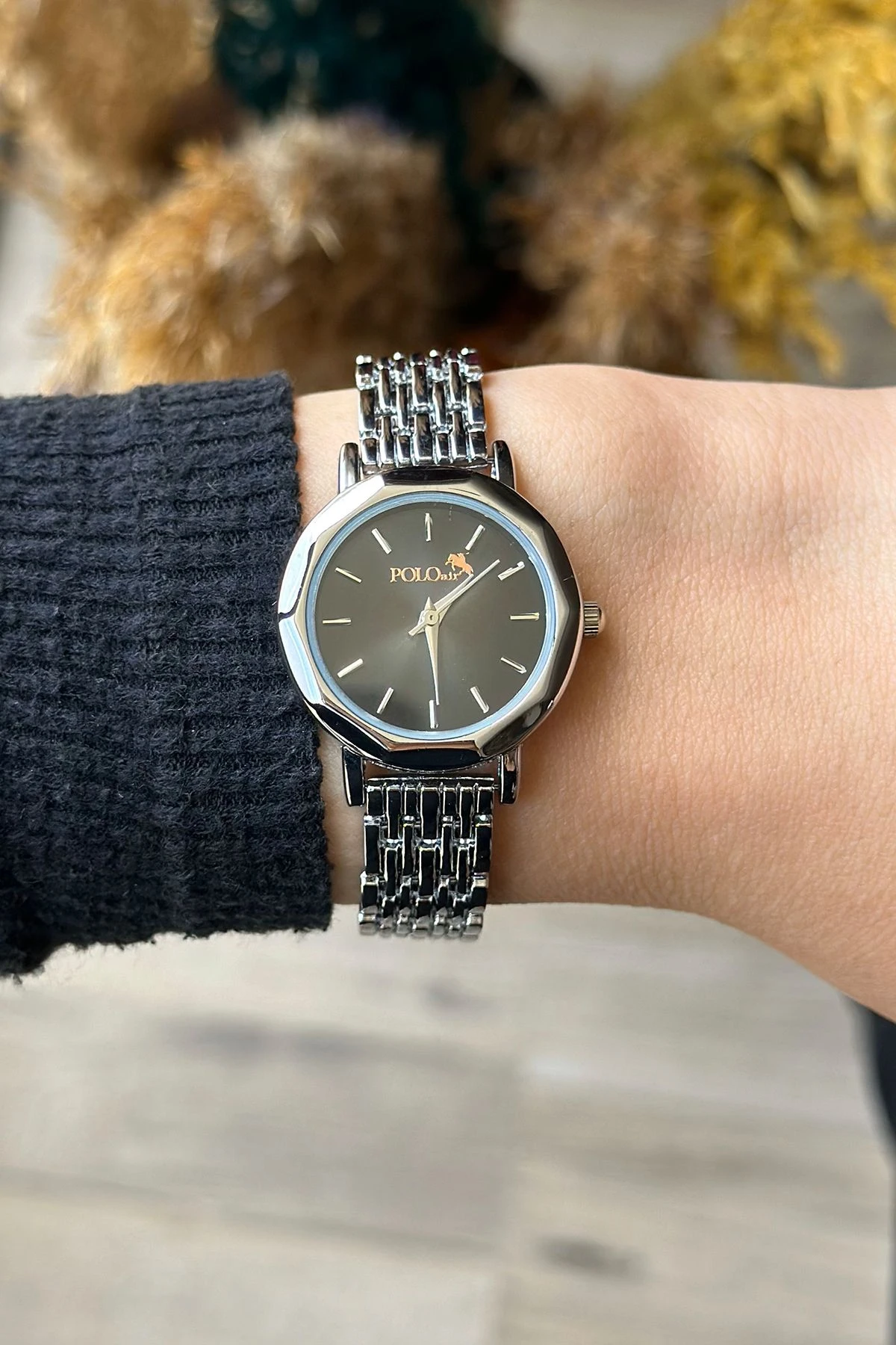 Zarif Vintage Kadın Kol Saati Gümüş-Siyah Renk Pl-1480B1X Siyah Pl-1480B1X