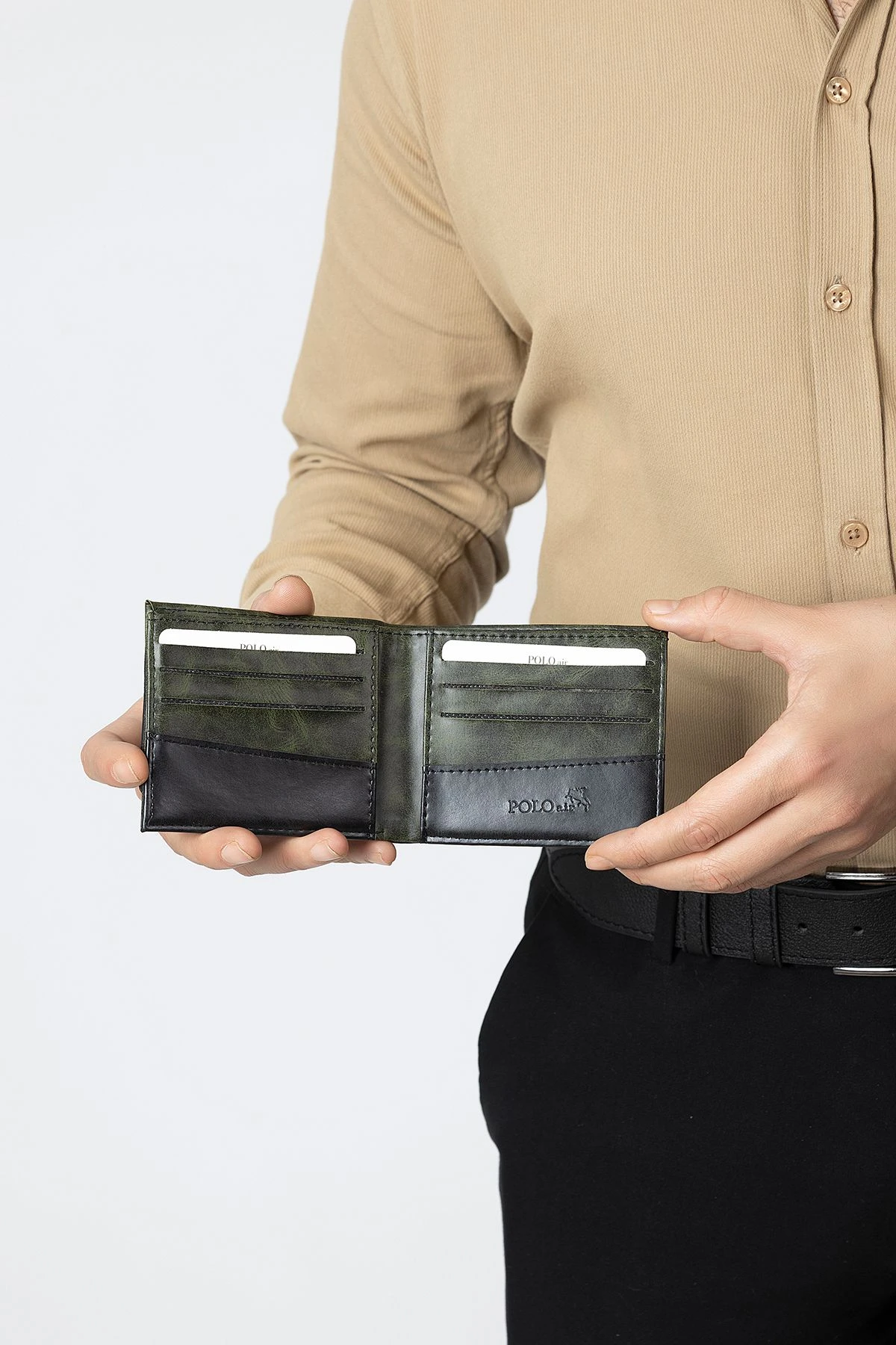 Erkek Kol Saati El Çantası Cüzdan Kemer Kartlık Çakmak Set Gümüş Yeşil Renk Kombin Pl-7022E5 Yeşil-Gümüş Pl-7022E5
