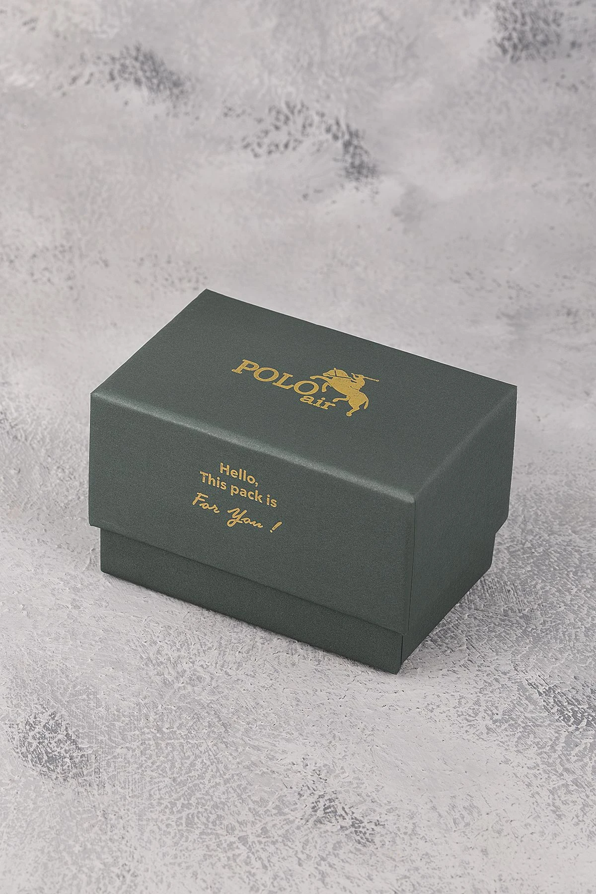 Mercek Takvimli Erkek Kol Saati Gold Siyah Renk Pl-0987E5X Gold-Siyah Pl-0987E5X