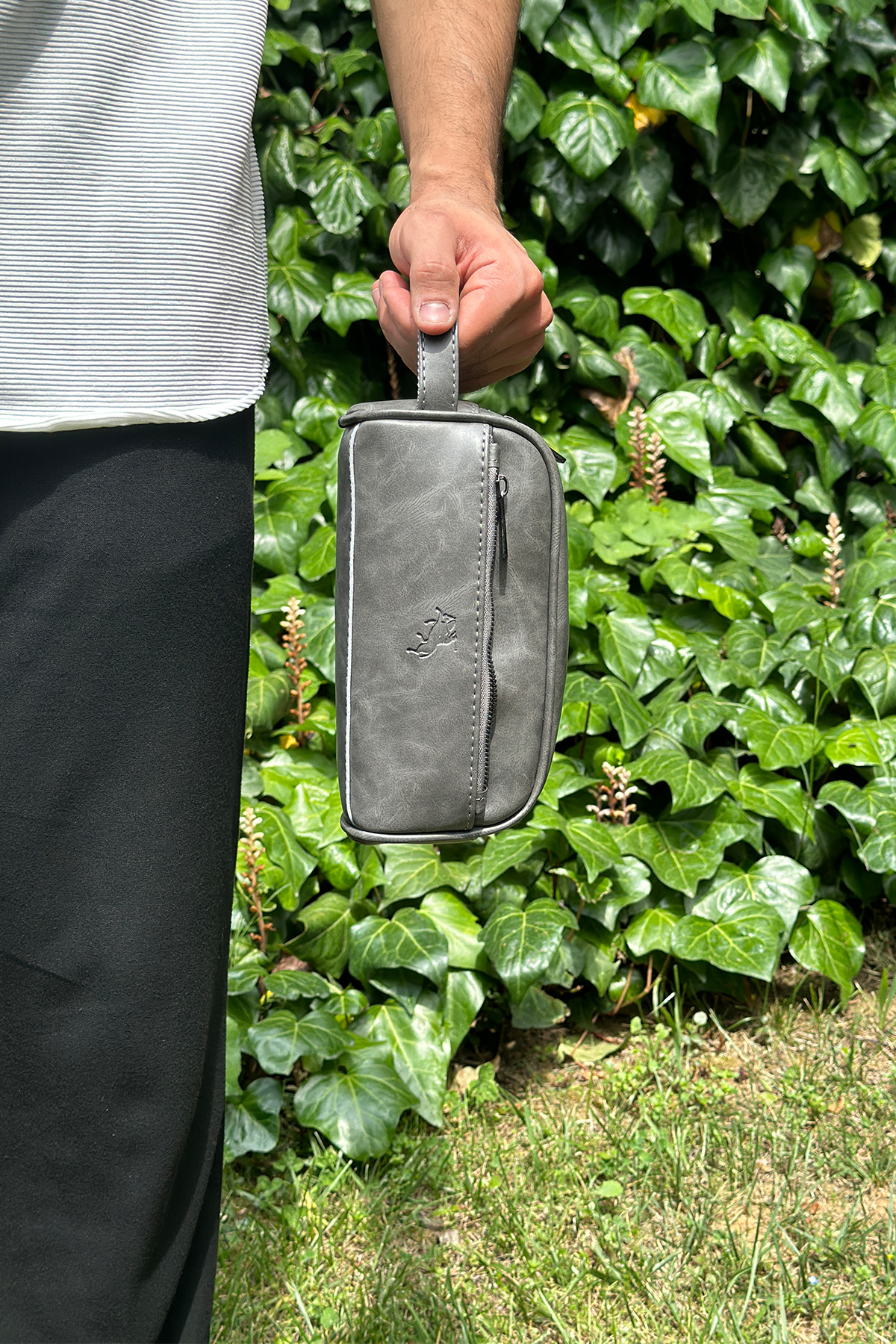 Erkek Kol Saati Cüzdan Kemer Kartlık Çakmak El Çanta Kombin Set Gümüş Siyah Renk Pl-7082E3 Siyah Pl-7082E3