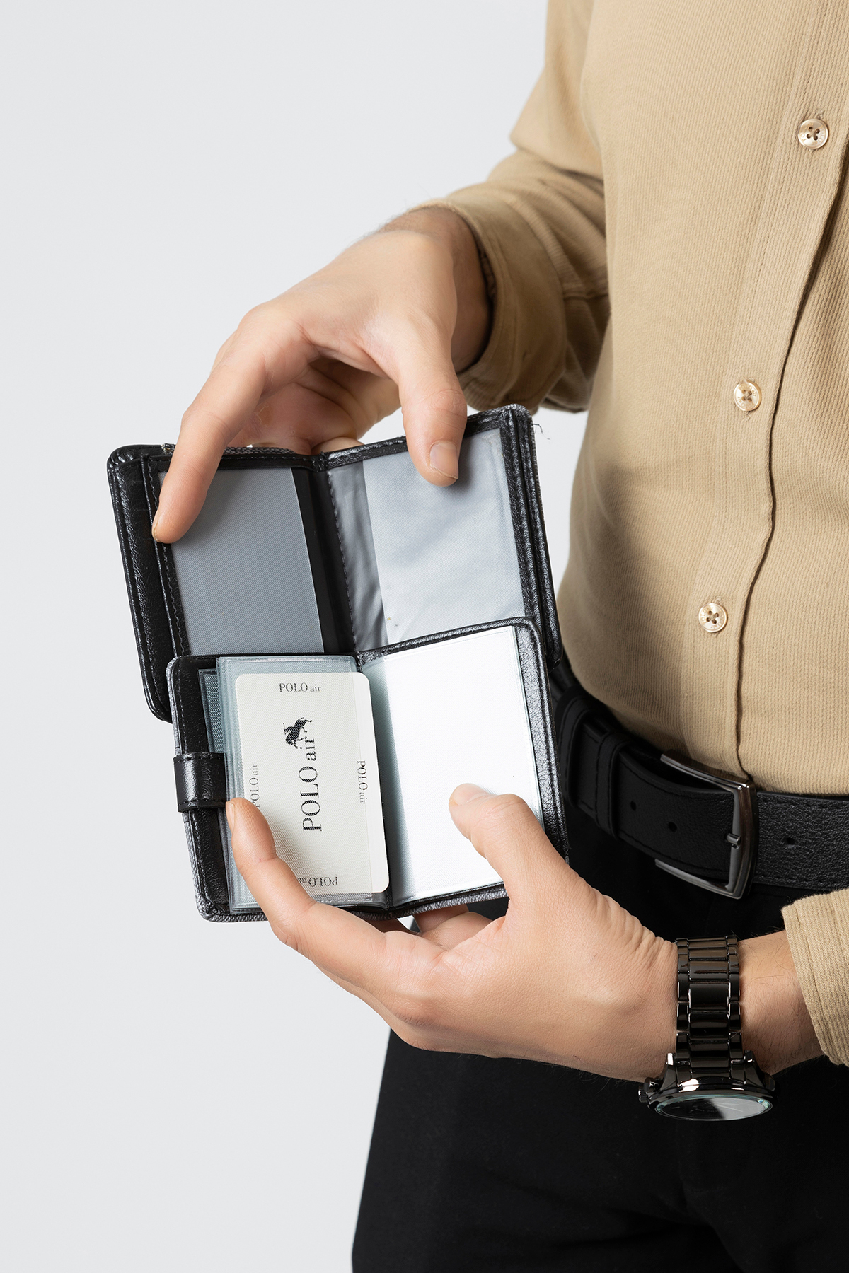 Erkek Kol Saati Kemer Cüzdan Kartlık Çakmak Hediyelik Kutusunda Gümüş Antrasit Set Pl-7071E3 Gümüş Pl-7071E3