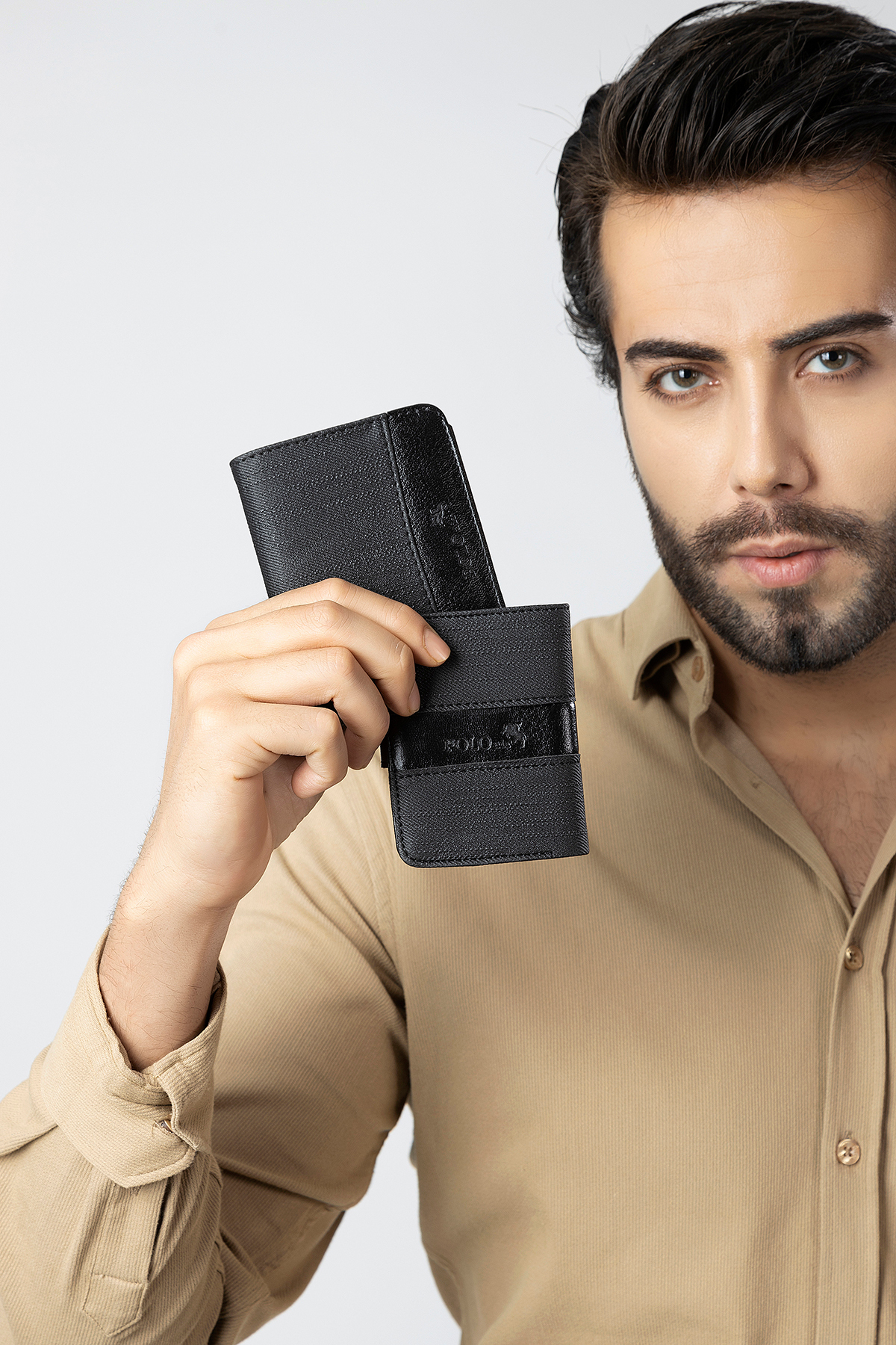 Erkek Kol Saati Kemer Cüzdan Kartlık Çakmak Hediyelik Kutusunda Gümüş Siyah Set Pl-7071E1 Siyah Pl-7071E1