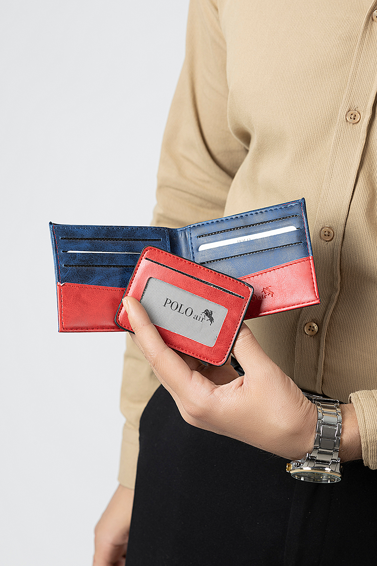 Erkek Kol Saati Cüzdan Kartlık Kemer Parfüm Hediyelik Kutusunda Gümüş Lacivert Set Pl-7043E2 Lacivert Pl-7043E2