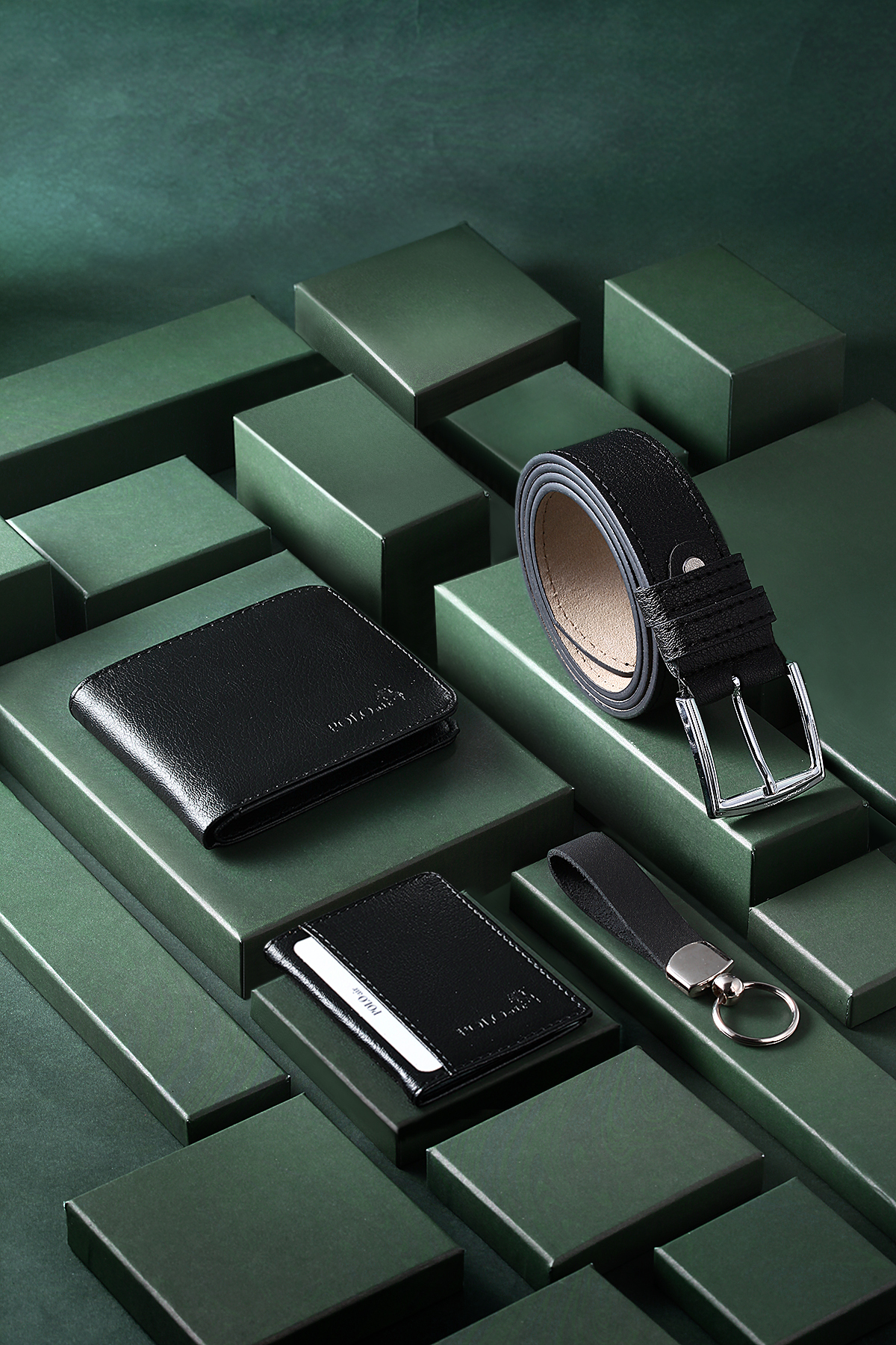 Erkek Kol Saati Cüzdan Kemer Kartlık Anahtarlık Hediyelik Kutusunda Siyah Gümüş Set Pl-7041E3 Gümüş Pl-7041E3