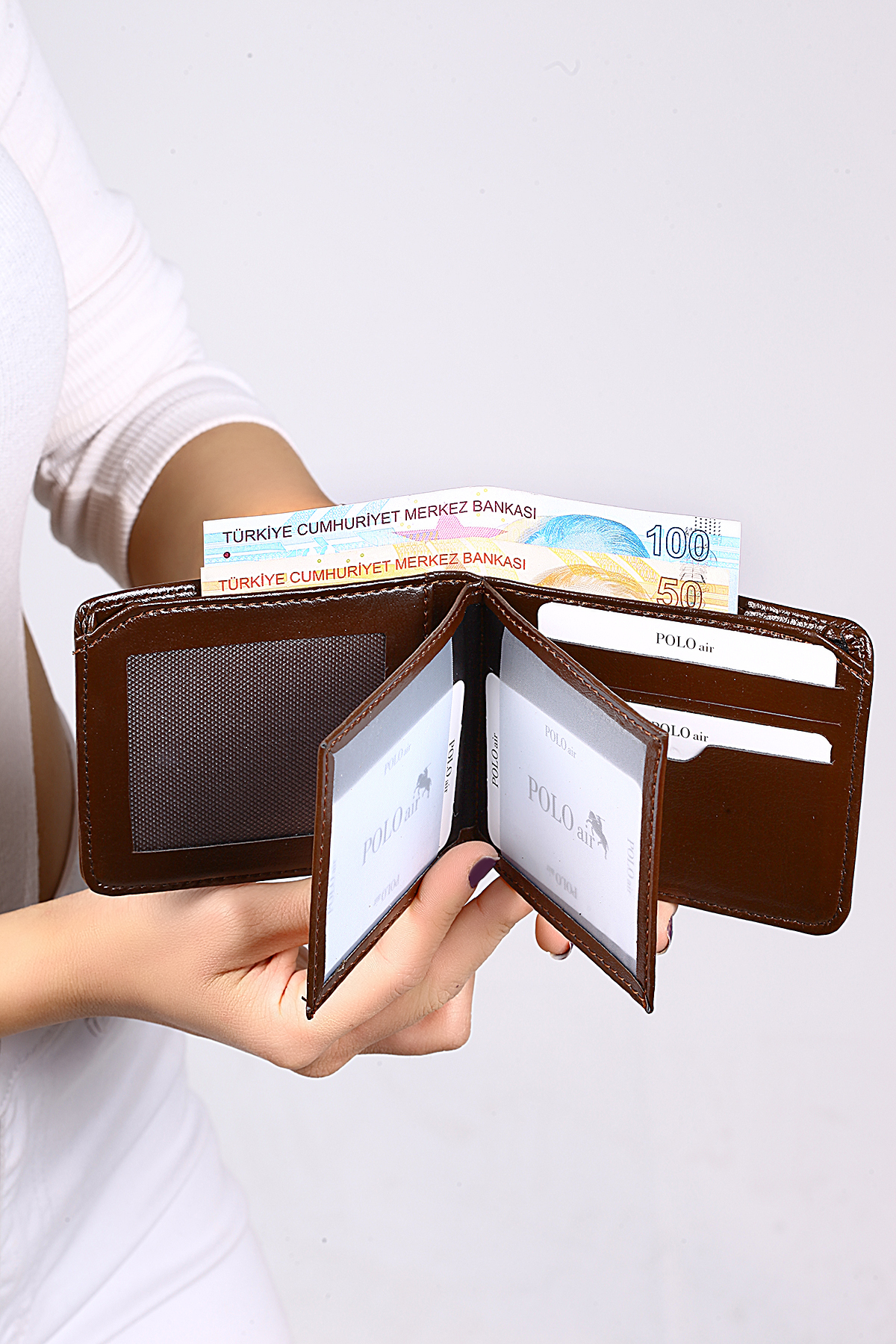 Erkek Kol Saati Cüzdan Kemer Kartlık Parfüm Hediyelik Kutusunda Kahverengi Set Gümüş Renk Pl-7038E3 Gümüş-Kahverengi Pl-7038E3