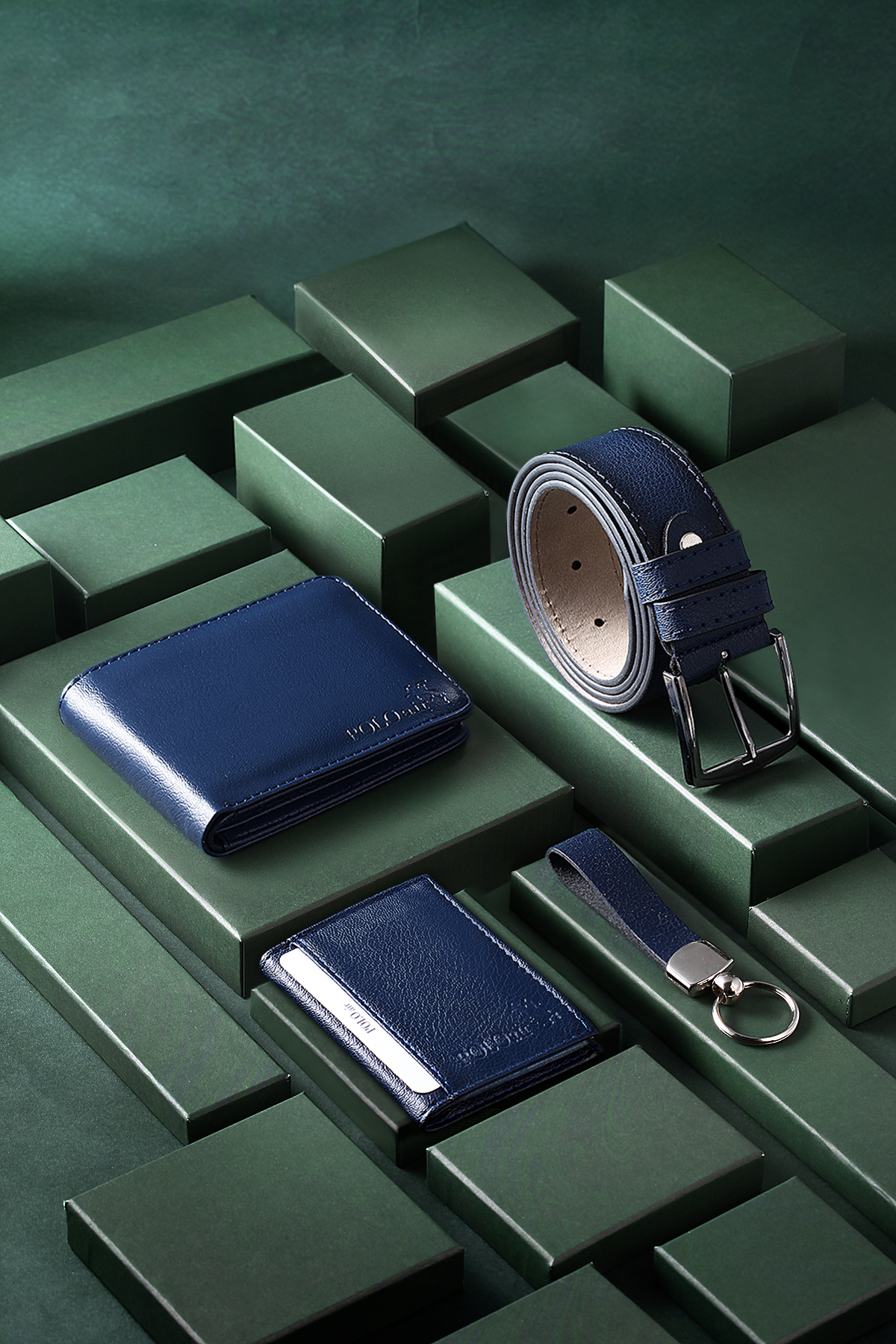 Takvimli Erkek Kol Saati Cüzdan Kemer Kartlık Anahtarlık Hediyelik Kutusunda Lacivert Set Pl-7041E2 Lacivert Pl-7041E2