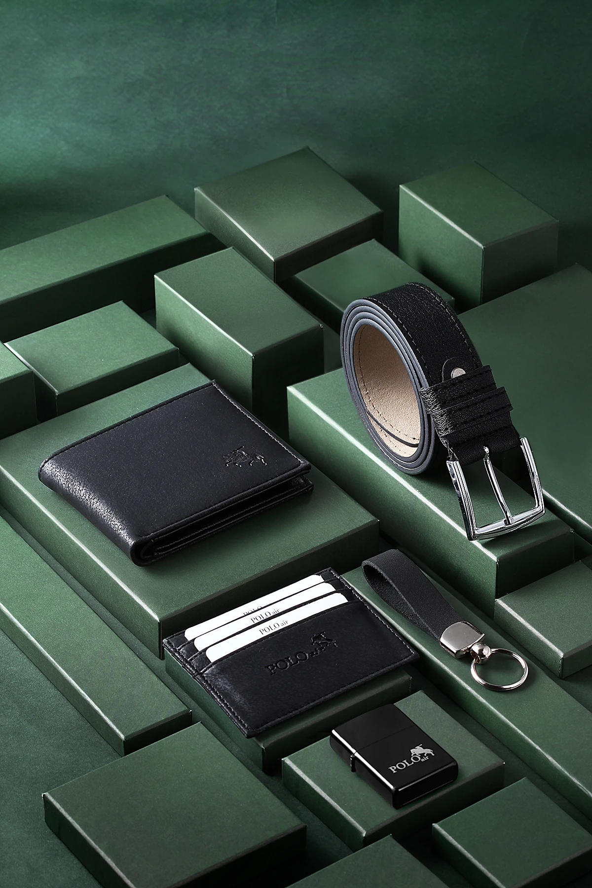 Erkek Kol Saati Kemer Cüzdan Kartlık Anahtarlık Çakmak Hediyelik Kutusunda Gümüş Siyah Set Pl-7047E1 Gümüş Pl-7047E1