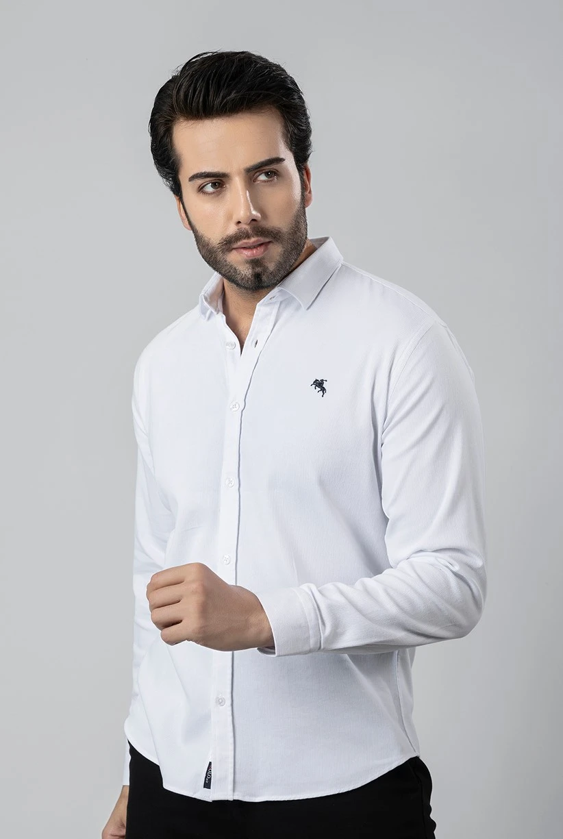 Erkek Gömlek Slimfit Likralı Kumaş Uzun Kol PA-180 Beyaz Renk Lacivert Logo PA-180-BS