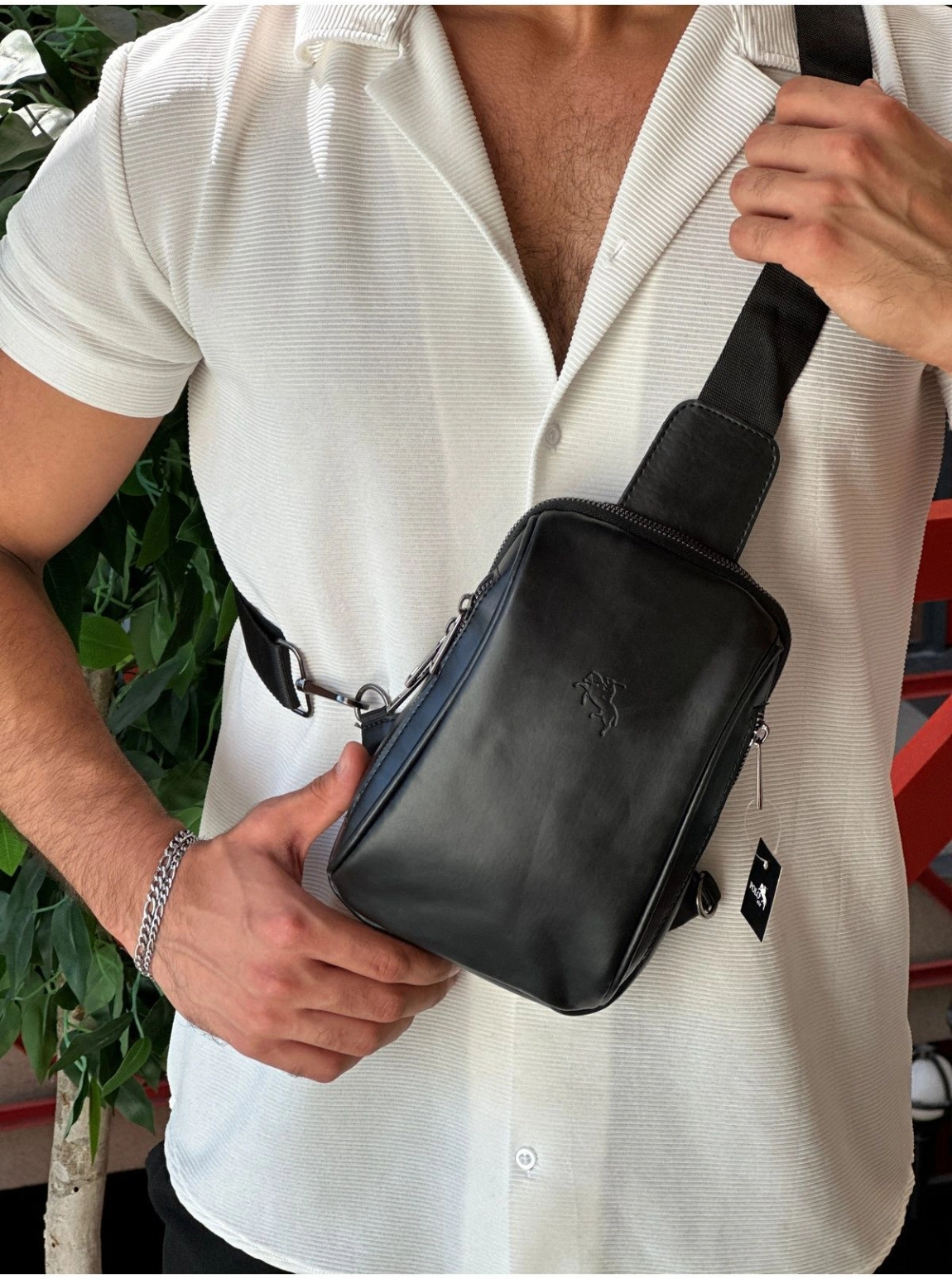 Erkek Omuz Çantası Çapraz Göğüs Ve Sırt Çantası Body Bag Siyah Vegan Deri Etn-72-S
