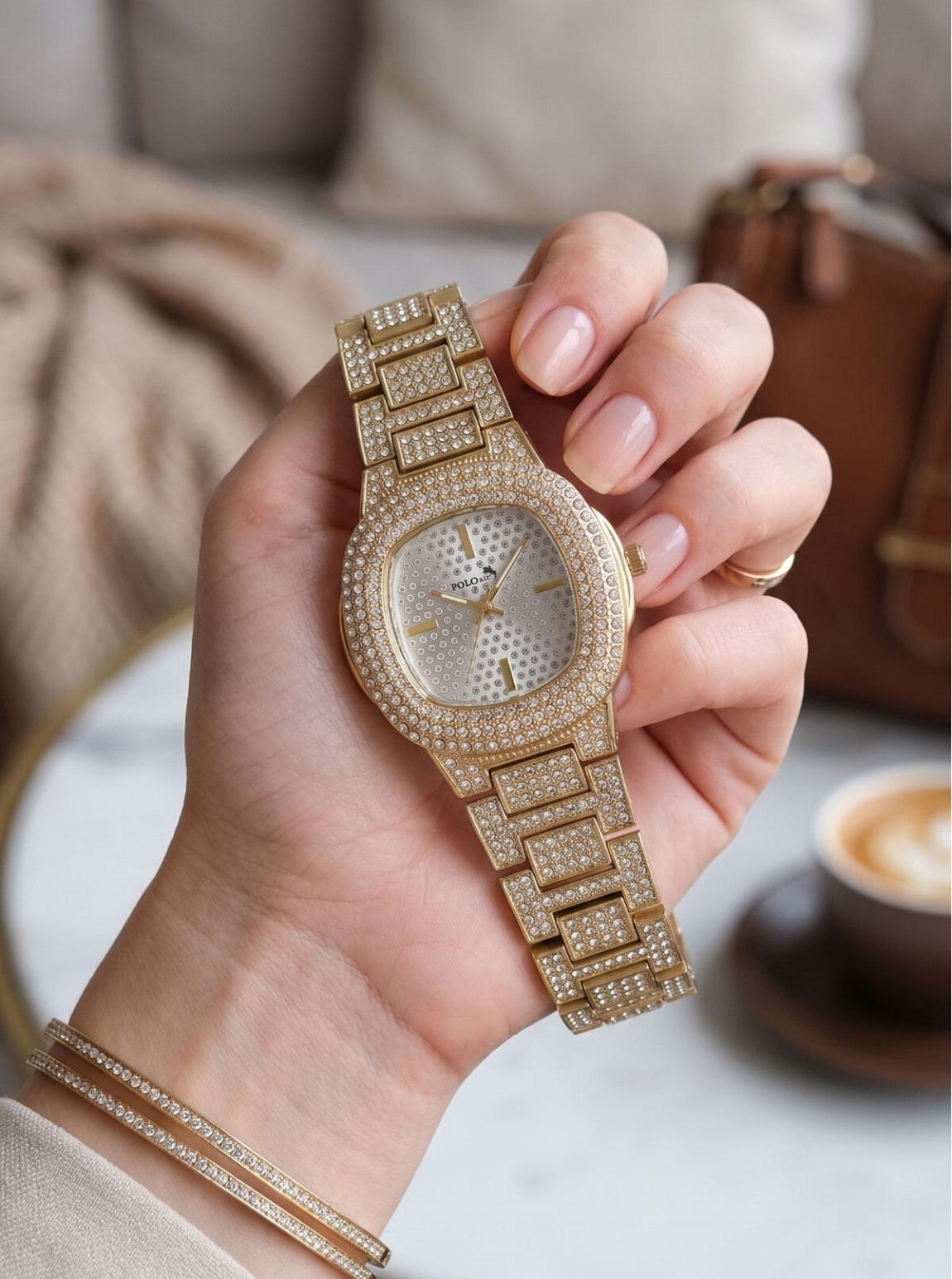 Tek Sıra Lüx Taşlı Kadın Kol Saati 55 Ml Parfüm Uv400 Korumalı Güneş Gözlüğü Zirkon Taşlı Kolye Bileklik Özel Çiçekli Hediye Seti Gold Renk St-2259S1