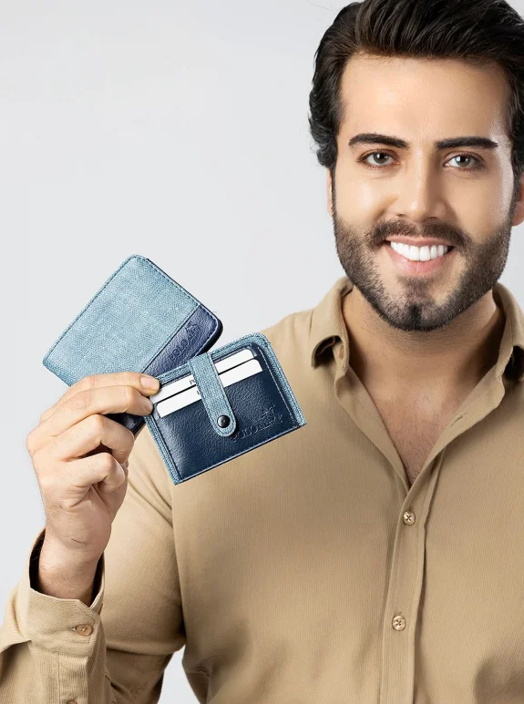 Hediyelik Kutusunda Erkek Set Kombin Kemer Cüzdan Kartlık Parfüm Kol Saati Lacivert Set Pl-0971E2 Lacivert Pl-0971E2