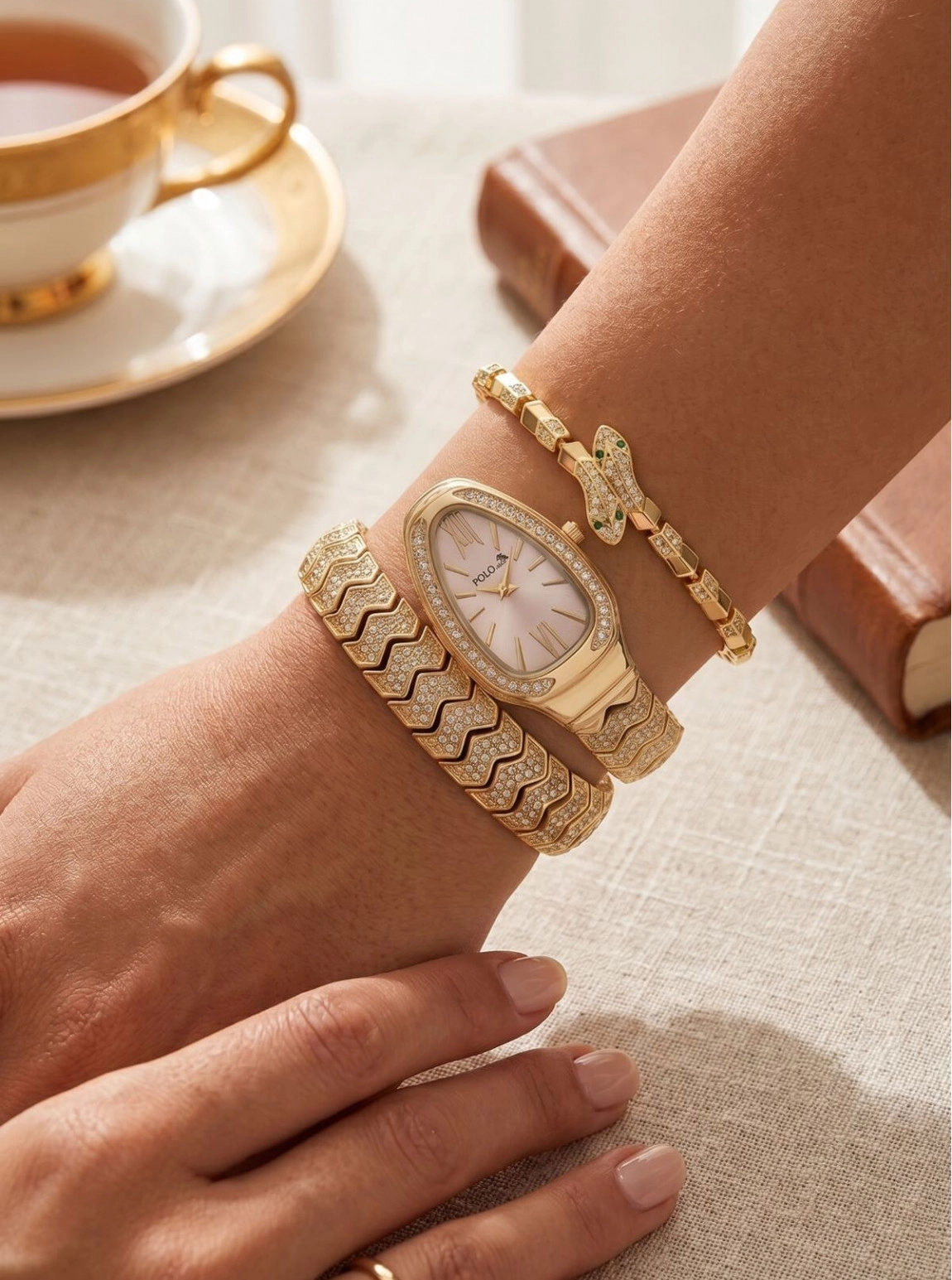 Yılan Model Lüx Taşlı Kadın Kol Saati Ve Yılan Bileklik Kombin Gold Pembe Renk Pl-1614B4