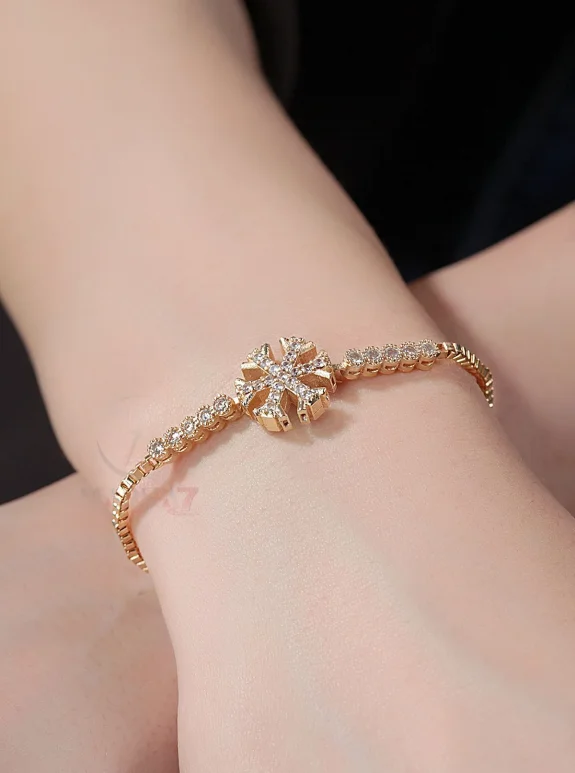 Yuvarlak Kasa Kadın Kol Saati Zirkon Taşlı Kartanesi Asansörlü Bileklik Kombin Gold Renk Pl-1523B1 Gold Pl-1523B1