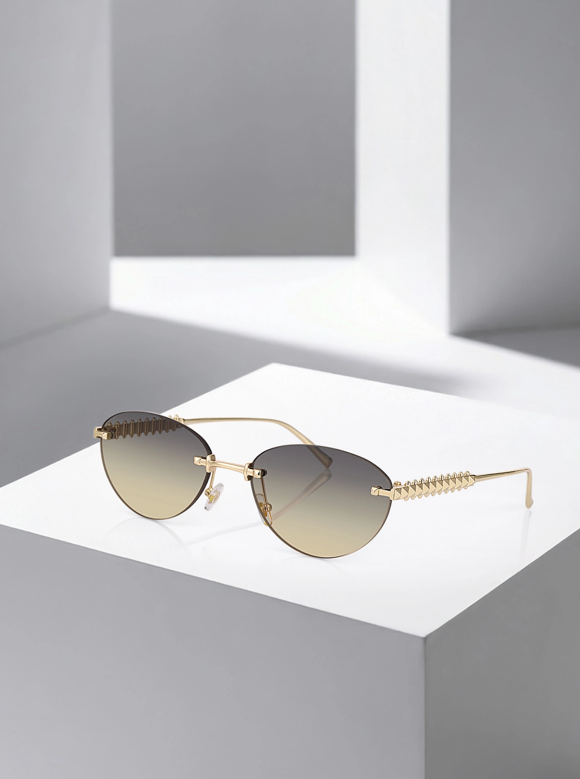 Uv400 Korumalı Çerçevesiz Cat Eye Kadın Güneş Gözlüğü Gold Renk Plg-2122C3